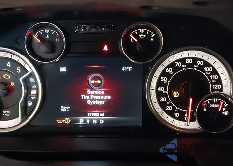 2015 Ram 1500 Big Horn из США, поврежденный, VIN 1C6RR7LM7FS726902